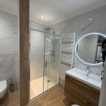 Maison Renovee Climatisee Piscine Commune 15 Minutes En Voiture A 10 Minutes A Pied 펜션 Aureilhan (Landes)
